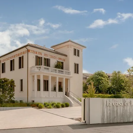 La Casa Di Laura Inn *
